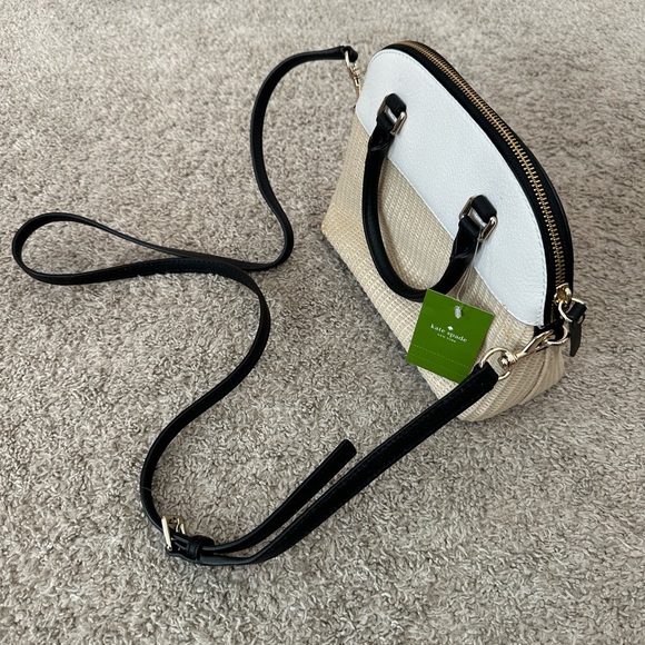 Kate Spade purse - Picture 2 of 4